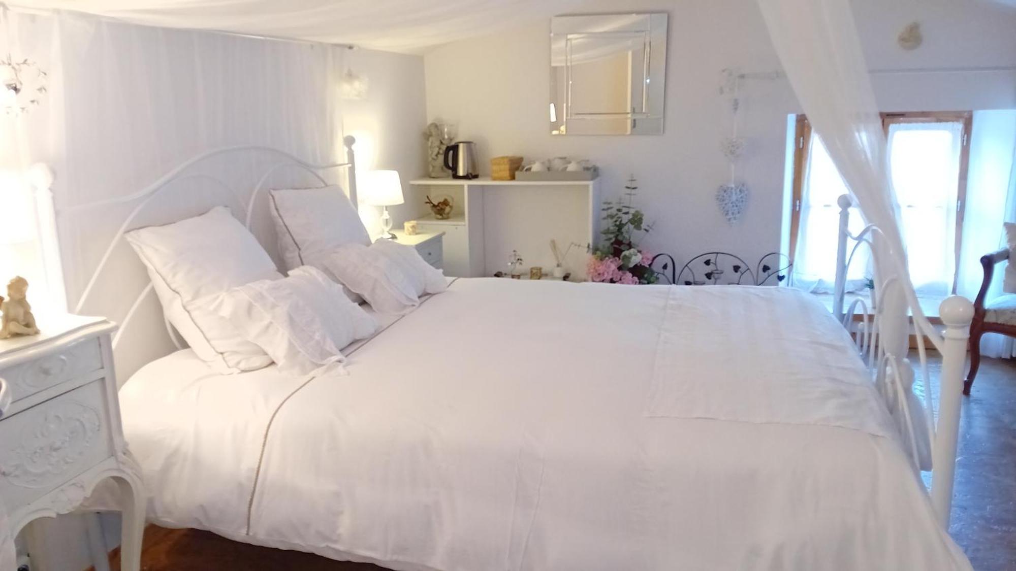 Le Couvent Hotell Veyre-Monton Exteriör bild
