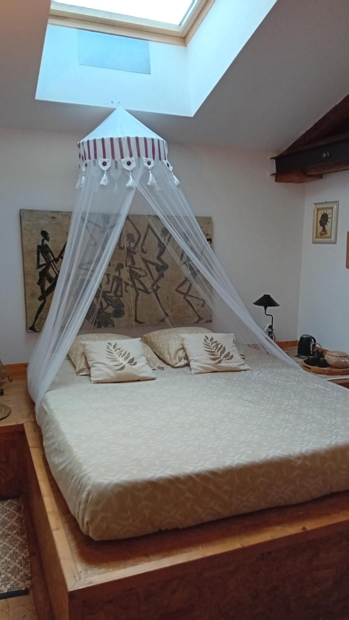 Le Couvent Hotell Veyre-Monton Exteriör bild